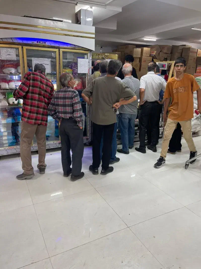 استخدام صندوقدار|استخدام خدمات فروشگاه و رستوران|اصفهان, پرتمان|دیوار