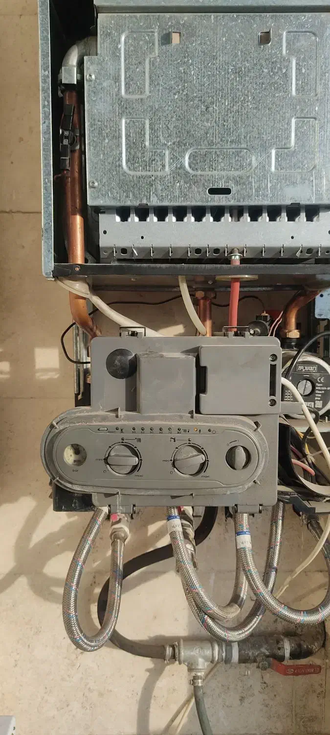 تعمیر انواع پکیج ایران رادیاتور و بوتان|آبگرمکن، پکیج، شوفاژ|تهران, مهرآباد|دیوار