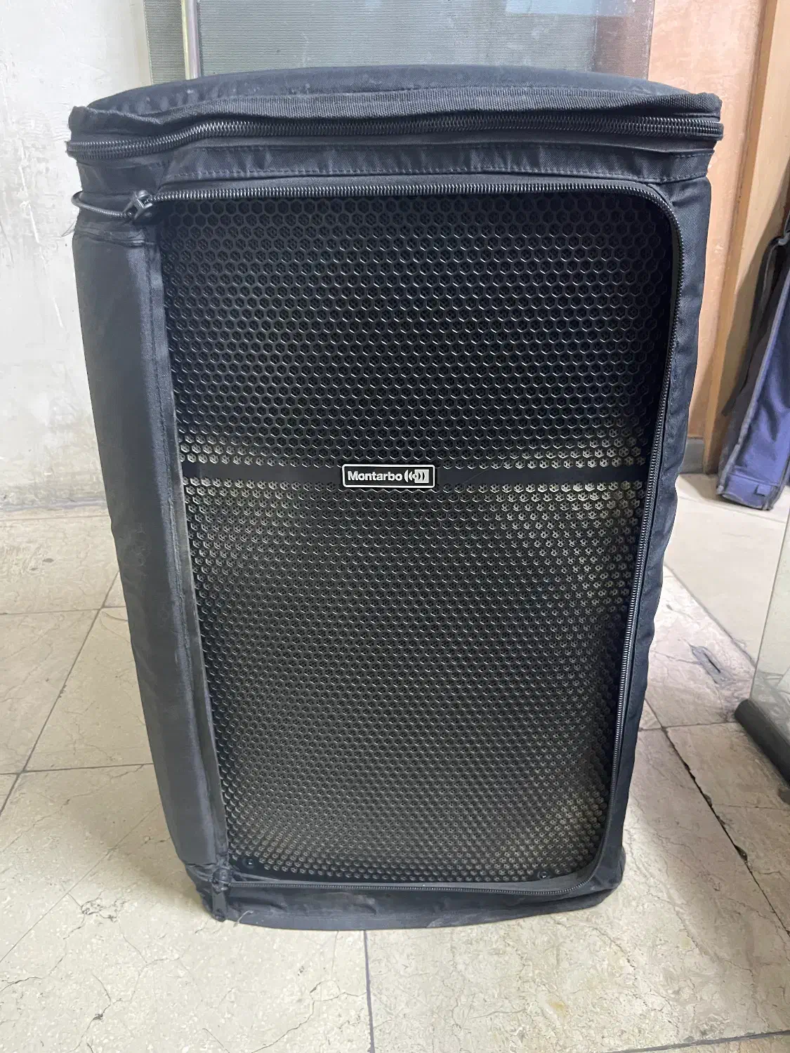 باند montarbo|صوتی و تصویری|تهران, درختی|دیوار