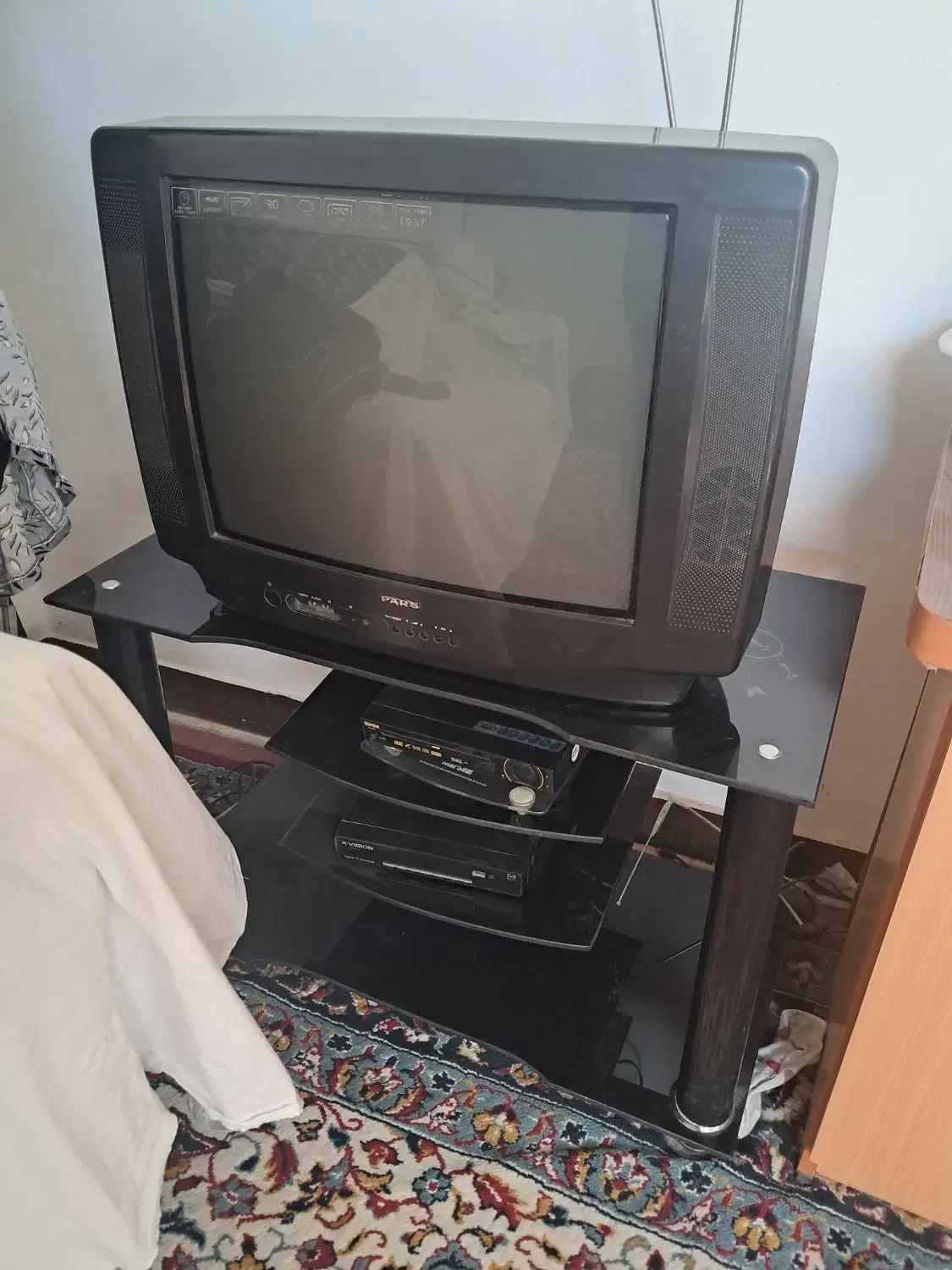 تلویزیون همراه میز|تلویزیون و پروژکتور|زاهدان, |دیوار