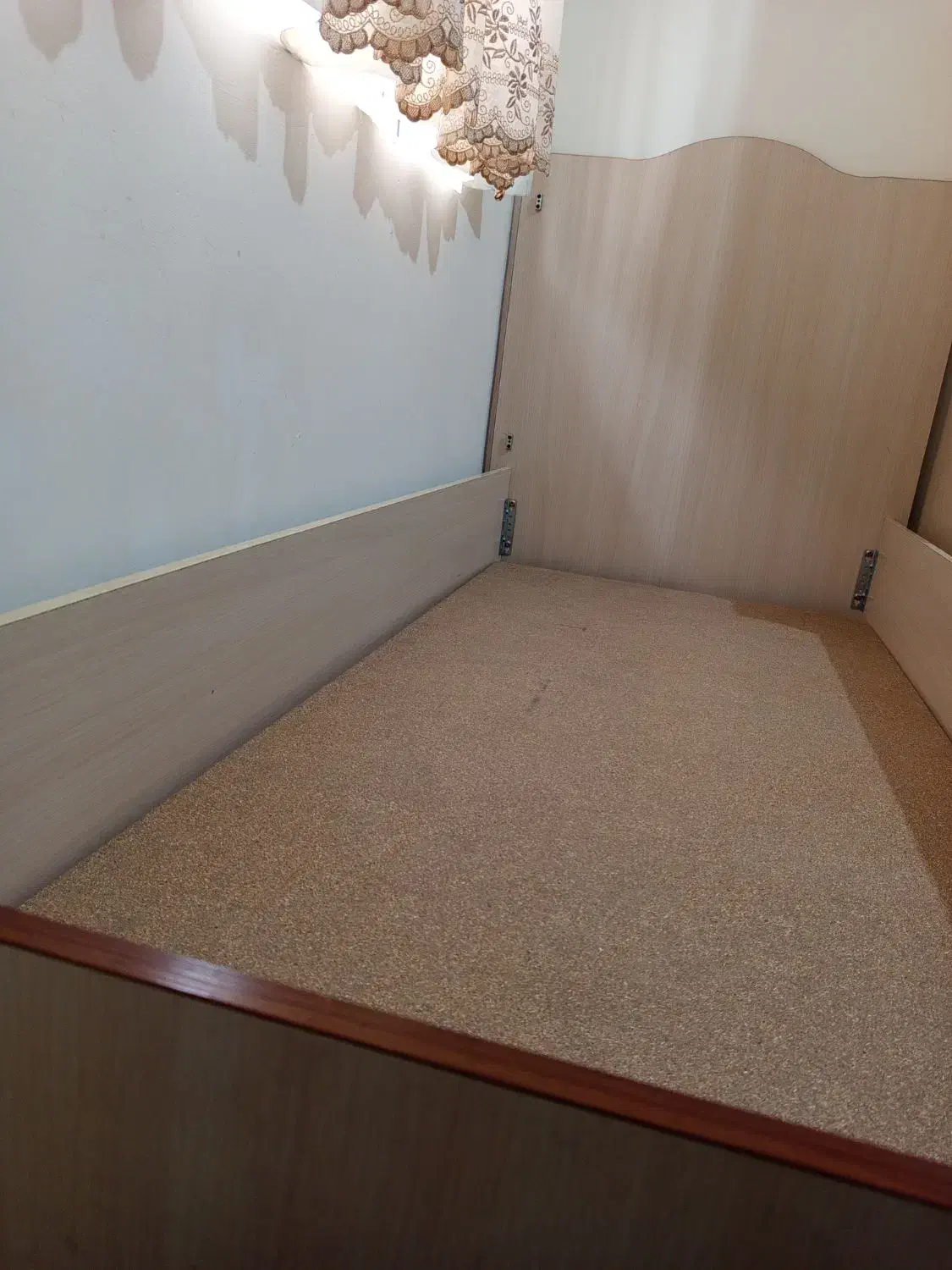 تخت یک نفره|تخت و سرویس خواب|مشکیندشت, |دیوار