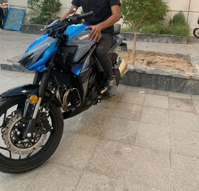 z1000|موتورسیکلت|بردسیر, |دیوار