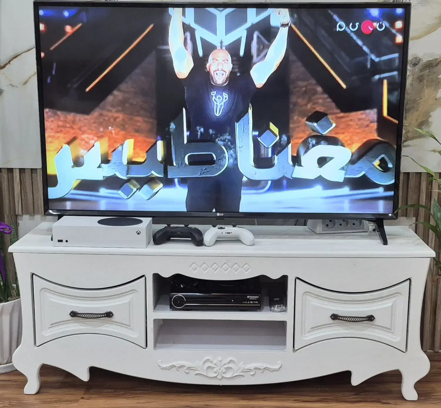 میز تلویزیون شیک و بدون ضربه|میز تلویزیون|اهواز, کوی فرهنگیان ۱|دیوار