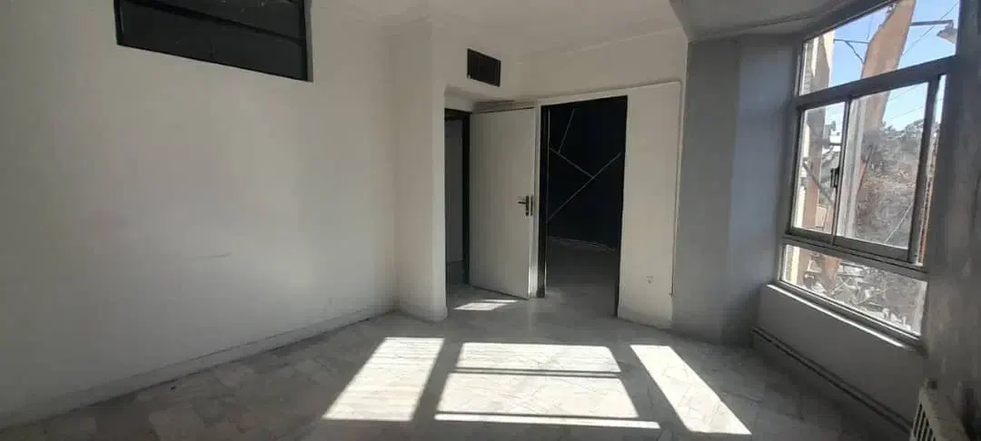 دو واحد80متری مناسب دفتر لب خیابان طالقانی|اجارهٔ دفتر کار، اتاق اداری، مطب|رفسنجان, |دیوار