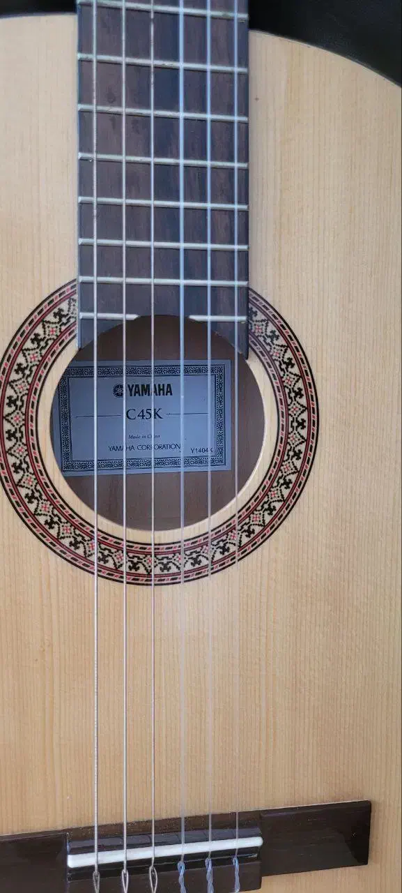 فروش گیتار یاماها|گیتار، بیس، امپلیفایر|نهاوند, |دیوار