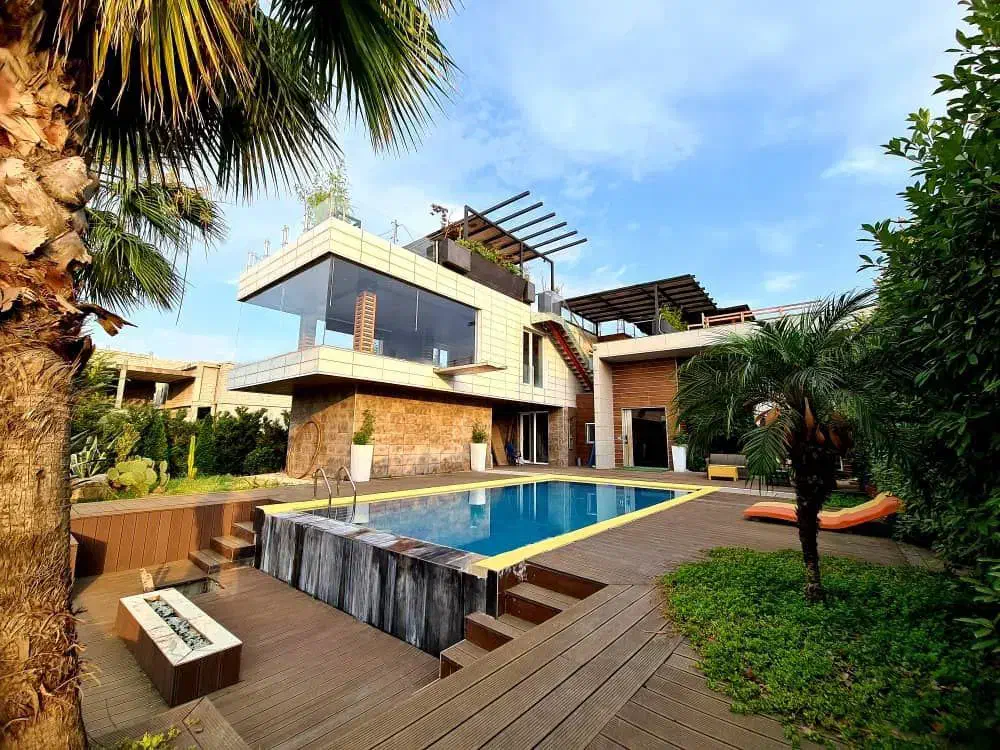 نیروی کار خانم جهت نظافت ویلا|استخدام سرایداری و نظافت|رویان, |دیوار