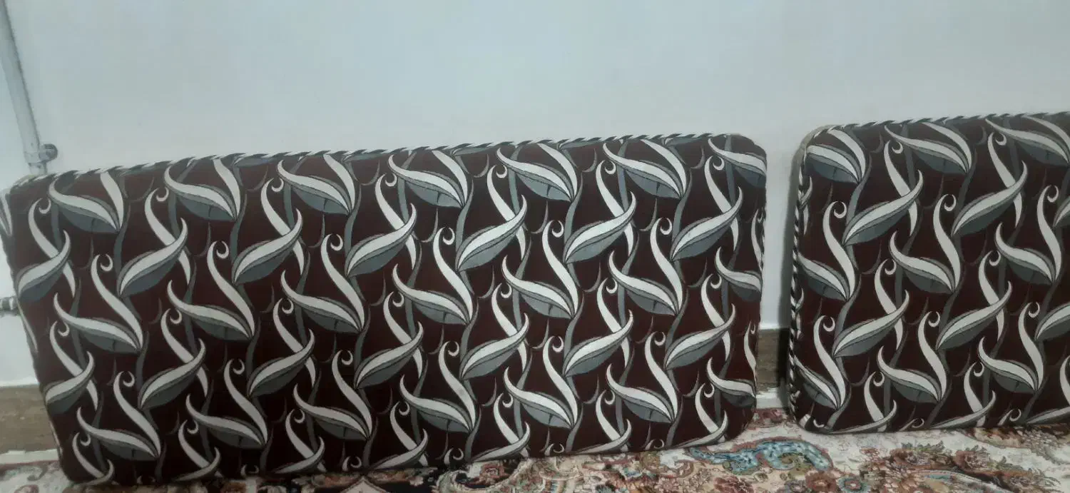 پشتی|پشتی|خرم‌آباد, |دیوار