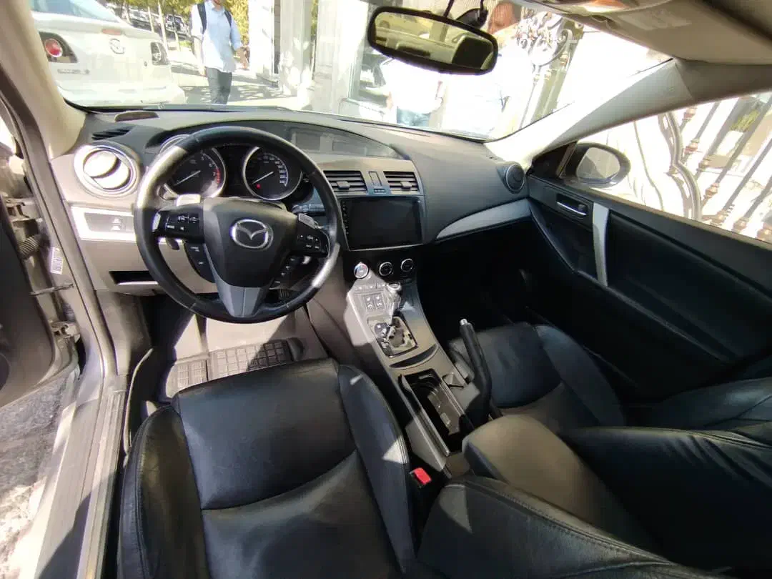 مزدا ۳ نیو سربی|خودرو سواری و وانت|تهران, پونک|دیوار