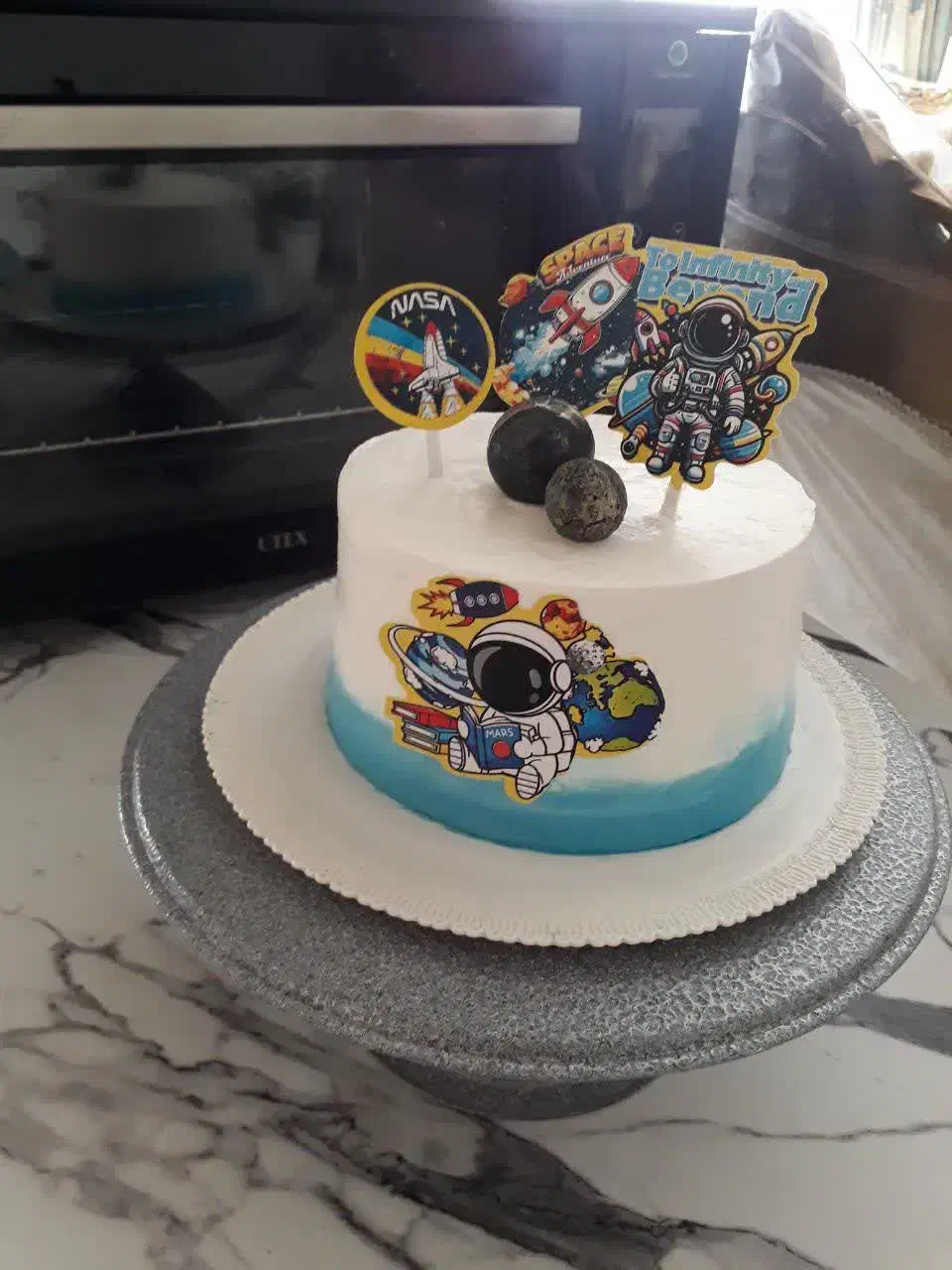 کیک خانگی با بهترین کیفیت ۱۵ درصد تخفیف|خوردنی و آشامیدنی|دزفول, |دیوار