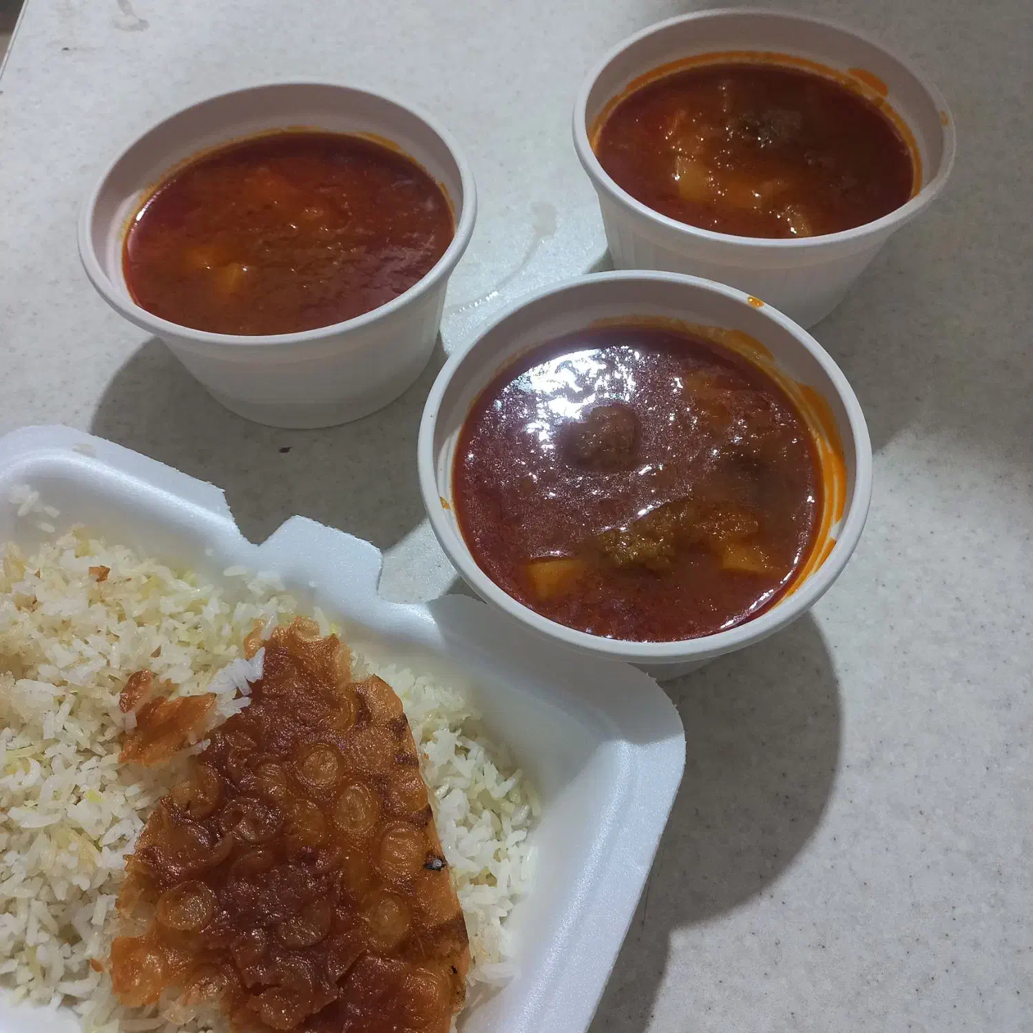 ناهار یا شام|خوردنی و آشامیدنی|پرند, فاز ۶|دیوار