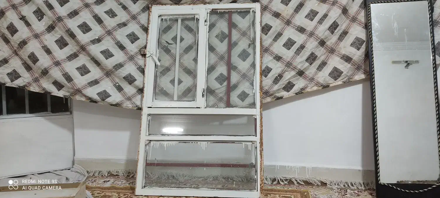 سینگ هود پنجره|لوازم سرویس بهداشتی|چناران, |دیوار