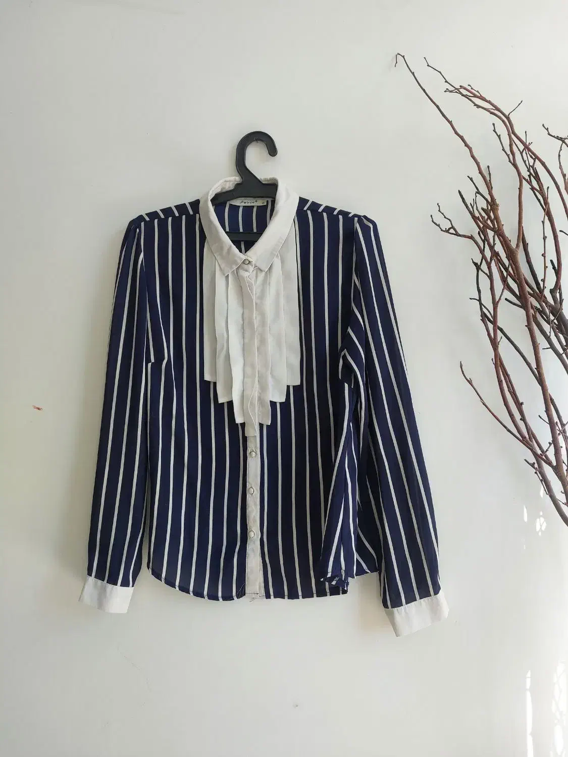 کمد باز|لباس|هشتگرد, فاز ۱ مهستان|دیوار