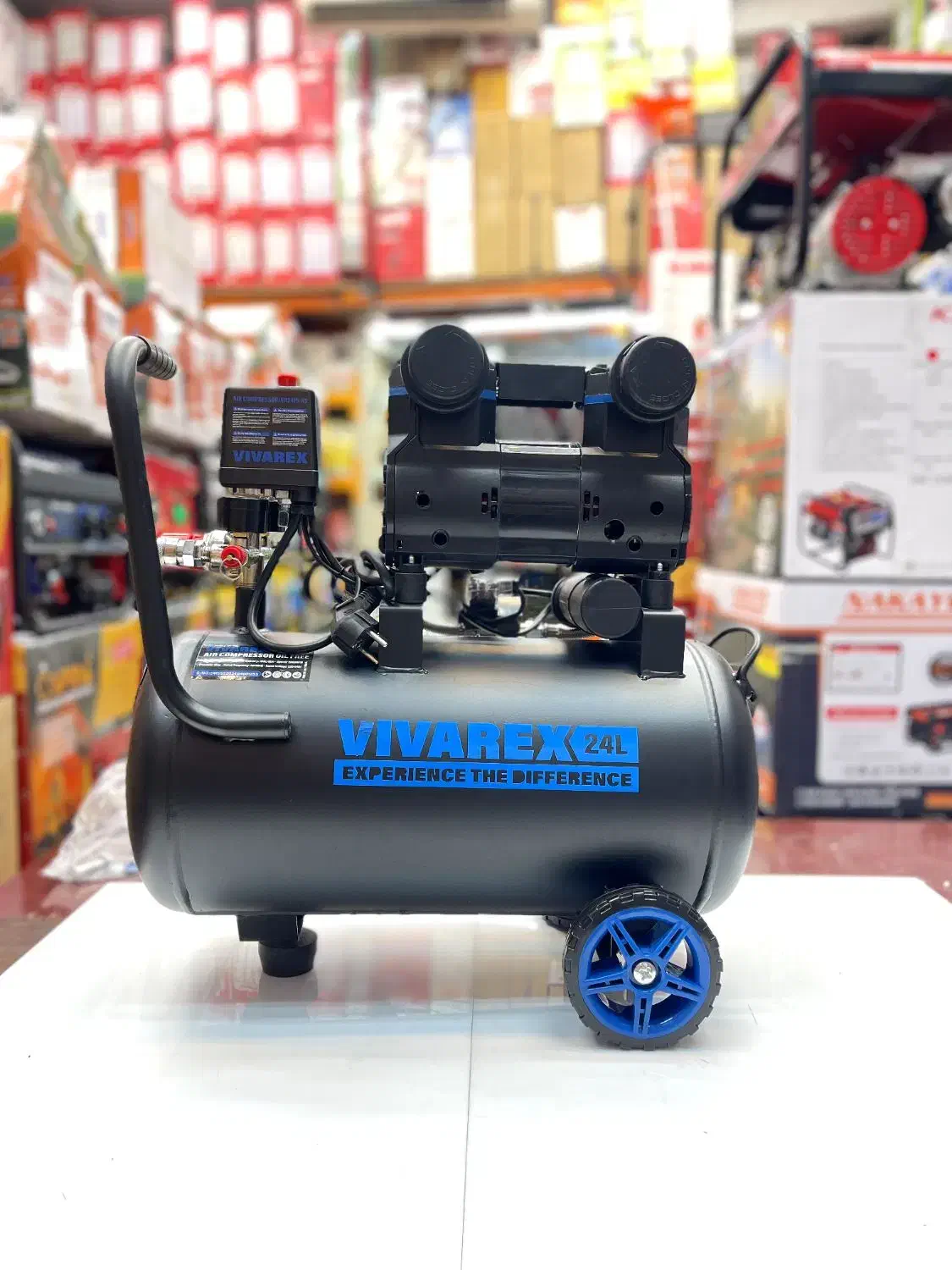 کمپرسور هوا VIVAREX مخزن 30 لیتری گارانتی ویوا رکس|ابزارآلات|مشهد, نکاح|دیوار