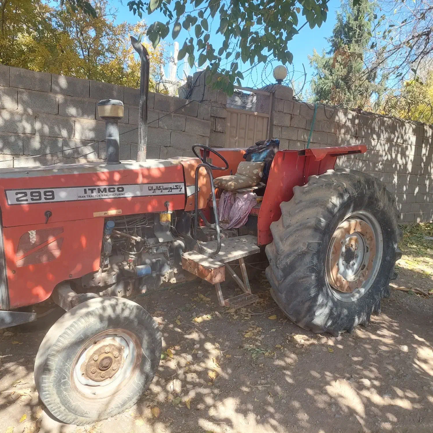 تراکتور تیپ 299 ( کم کار)|خودرو سنگین|کرمان, |دیوار