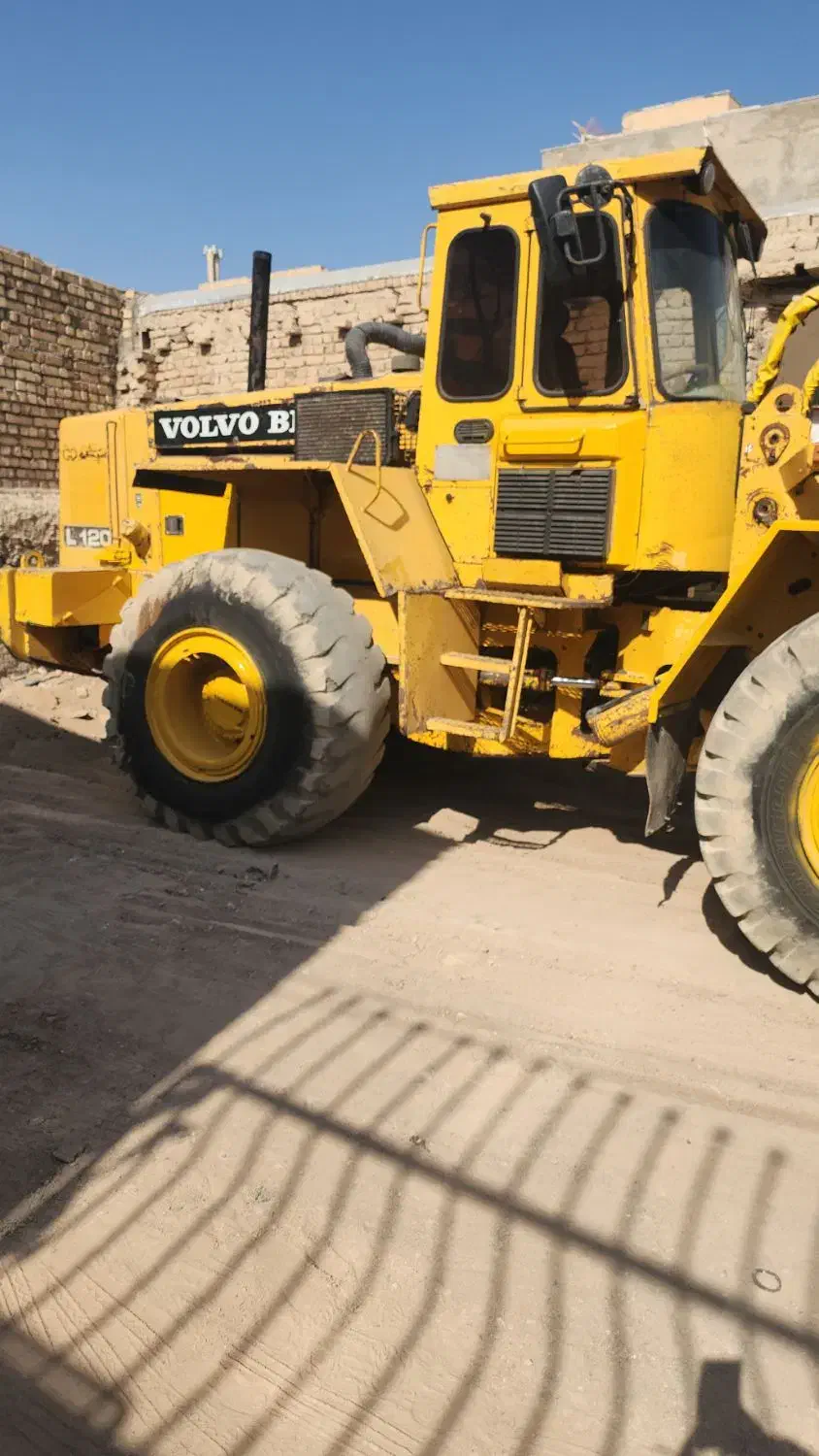 لودر ولوو ال۱۲۰|خودرو سنگین|اصفهان, سرشبادران|دیوار