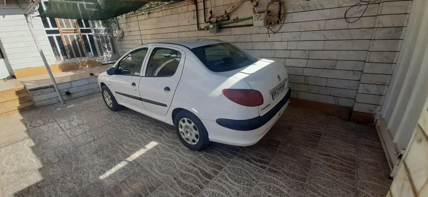 پژو۲۰۶sd فروش فوری|خودرو سواری و وانت|شیراز, آبیاری|دیوار