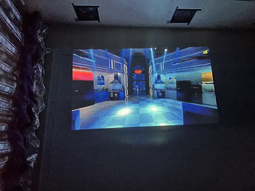 ویدیو پروژکتور یومیو مدل q2|تلویزیون و پروژکتور|تهران, صادقیه|دیوار