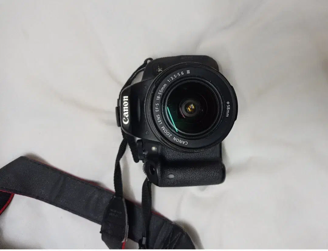 Canon 750 D|دوربین عکاسی و فیلمبرداری|اصفهان, باتون|دیوار