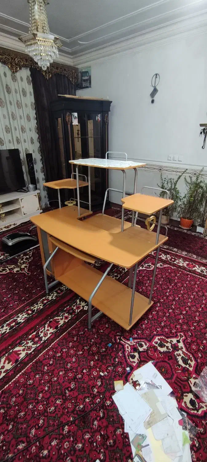 میز کامپیوتر.   میز تحریر.|میز تحریر و کامپیوتر|همدان, |دیوار