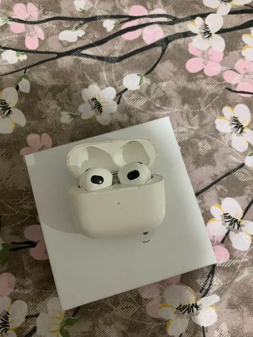 AirPod 3 iPhone|لوازم جانبی موبایل و تبلت|رشت, بازار|دیوار