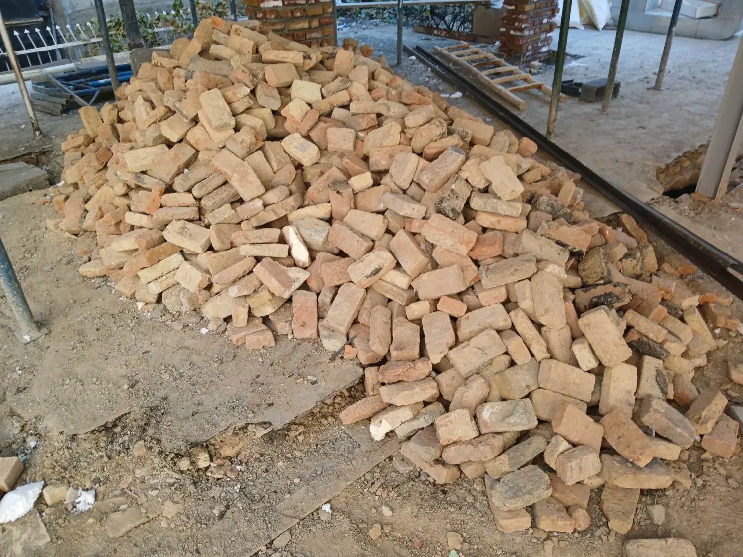 آجر دونه‌ای ۱۵۰۰ تومن|مصالح و تجهیزات ساختمان|سنندج, |دیوار