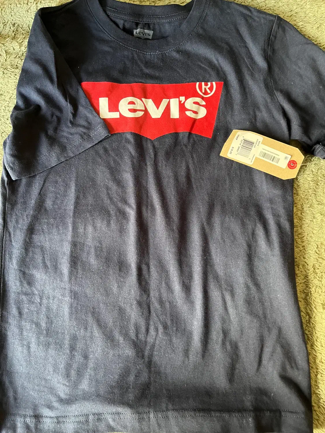 تیشرت levis پسرانه۹-۱۰ساله|کفش و لباس بچه|تهران, شهرک غرب|دیوار