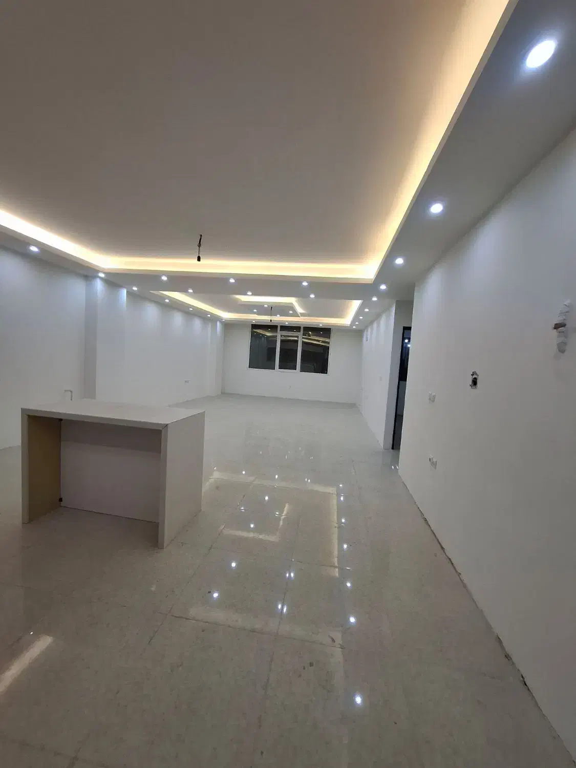 گلشهر/۱۱۵مترفول/ پارکینگ اختصاصی/تاجداری|فروش آپارتمان|کرج, گلشهر|دیوار