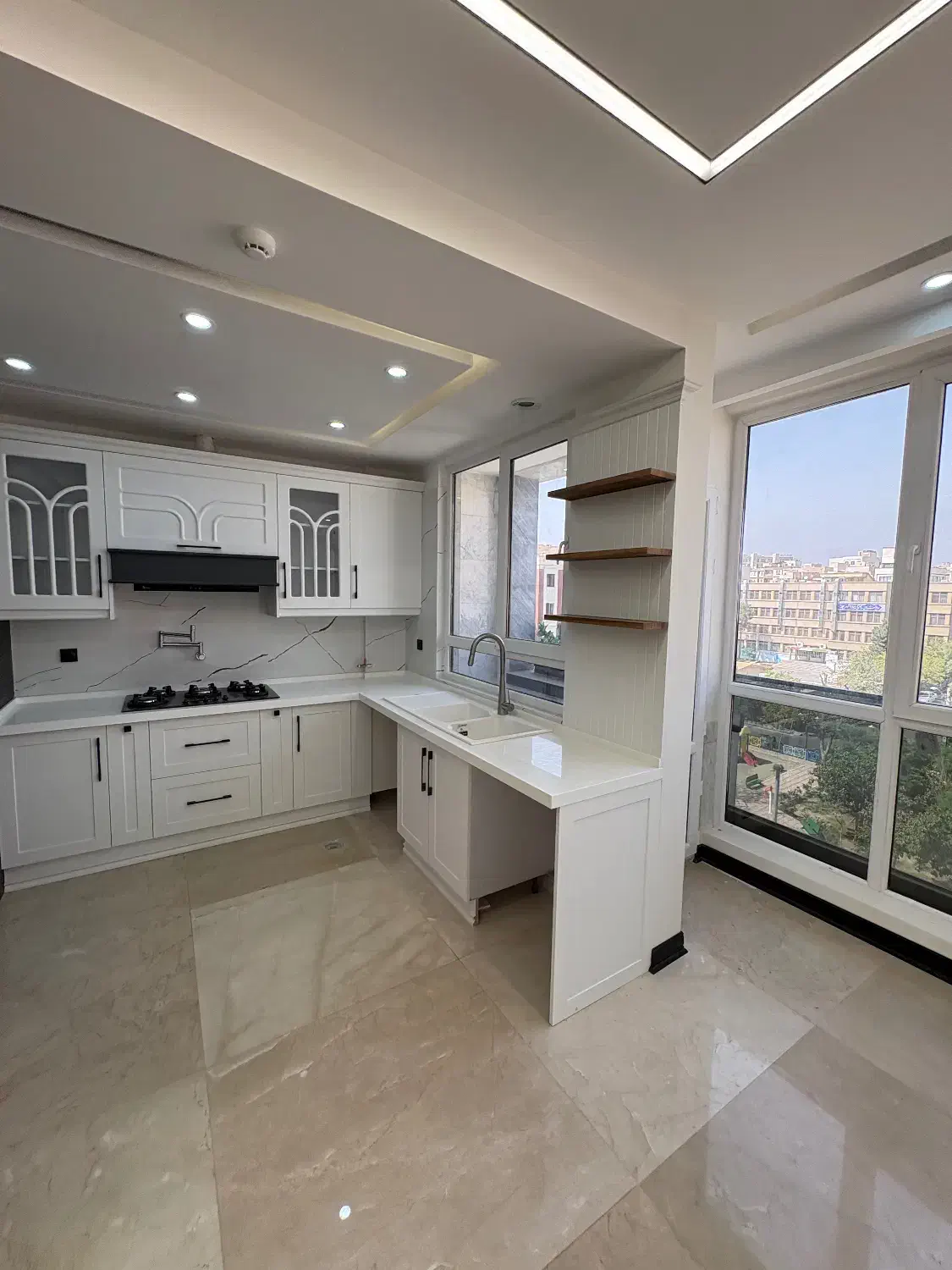 ۱۱۵ متر ۲ خواب کلید نخورده میدان ۶۰ سوپر لوکس