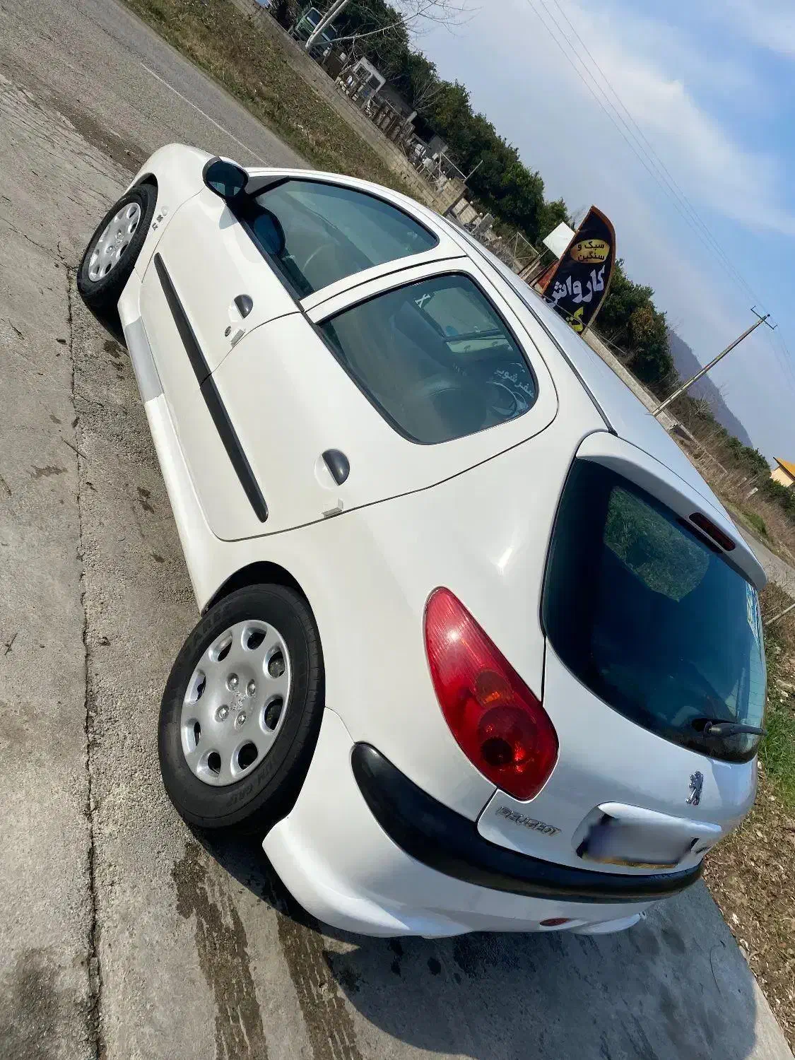 ۲۰۶تیب۲سفید بیرنگ کم کار|خودرو سواری و وانت|قائم‌شهر, |دیوار