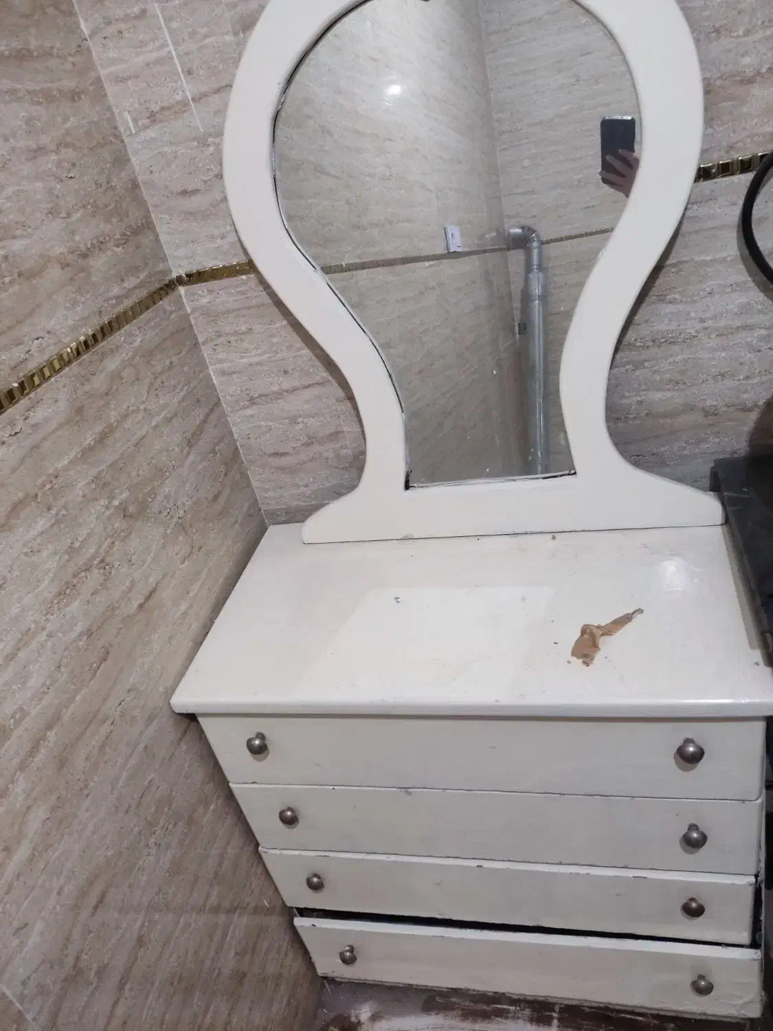 دلاور|جاکفشی، کمد، دراور|پاکدشت, پاکدشت (مامازند)|دیوار