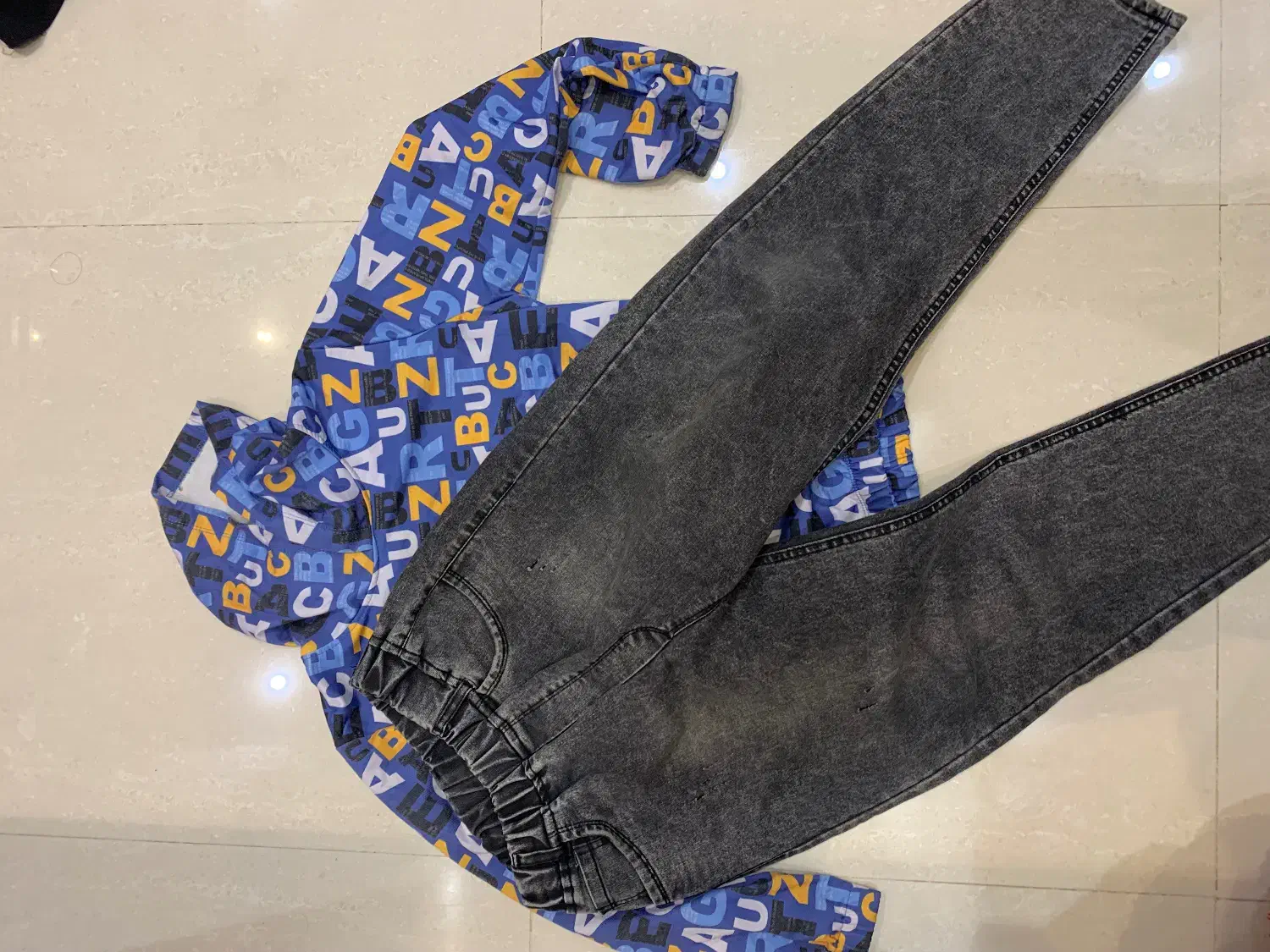 لباس بچگانه|کفش و لباس بچه|لاهیجان, گلستان|دیوار