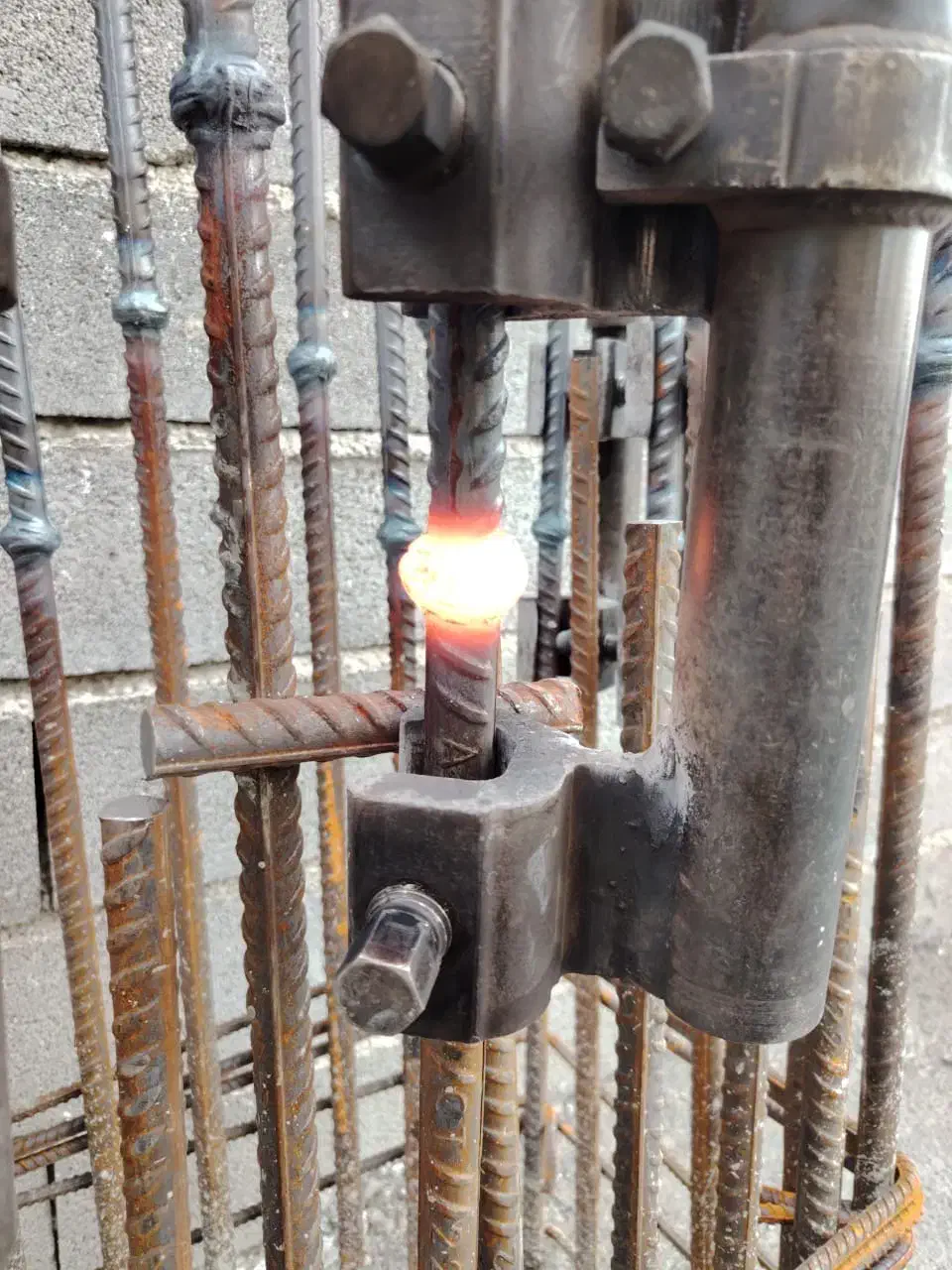 آگهی استخدام /اپراتور فورجینگ/جوشکار|استخدام صنعتی، فنی، مهندسی|تهران, شادآباد|دیوار