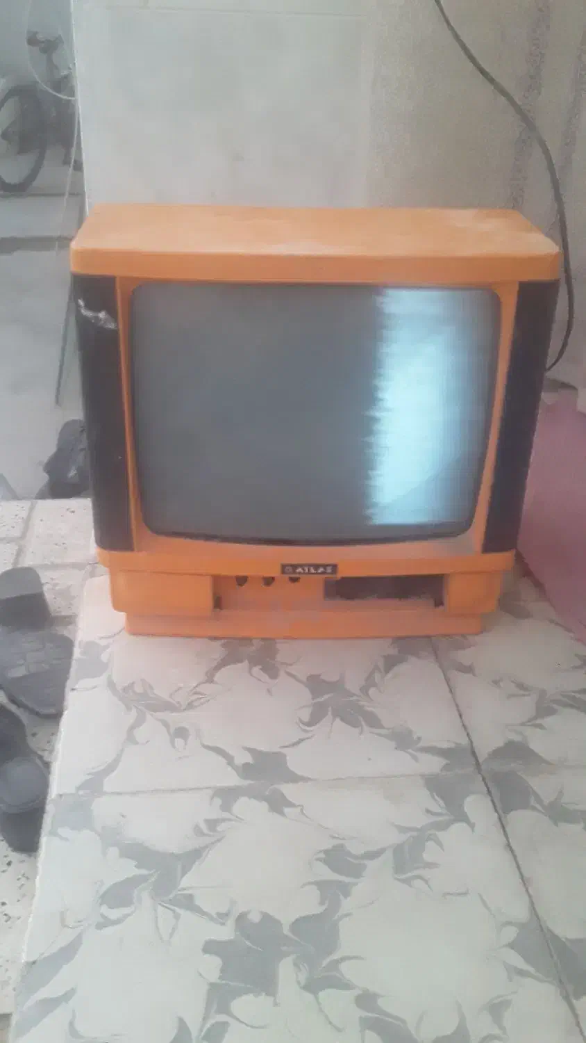 تلویزیون کلکسیونی|کلکسیون اشیاء عتیقه|آشخانه, |دیوار