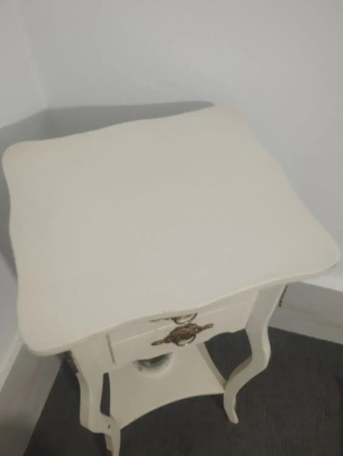 میز تلفن|میز تلفن|شیروان (خراسان), |دیوار