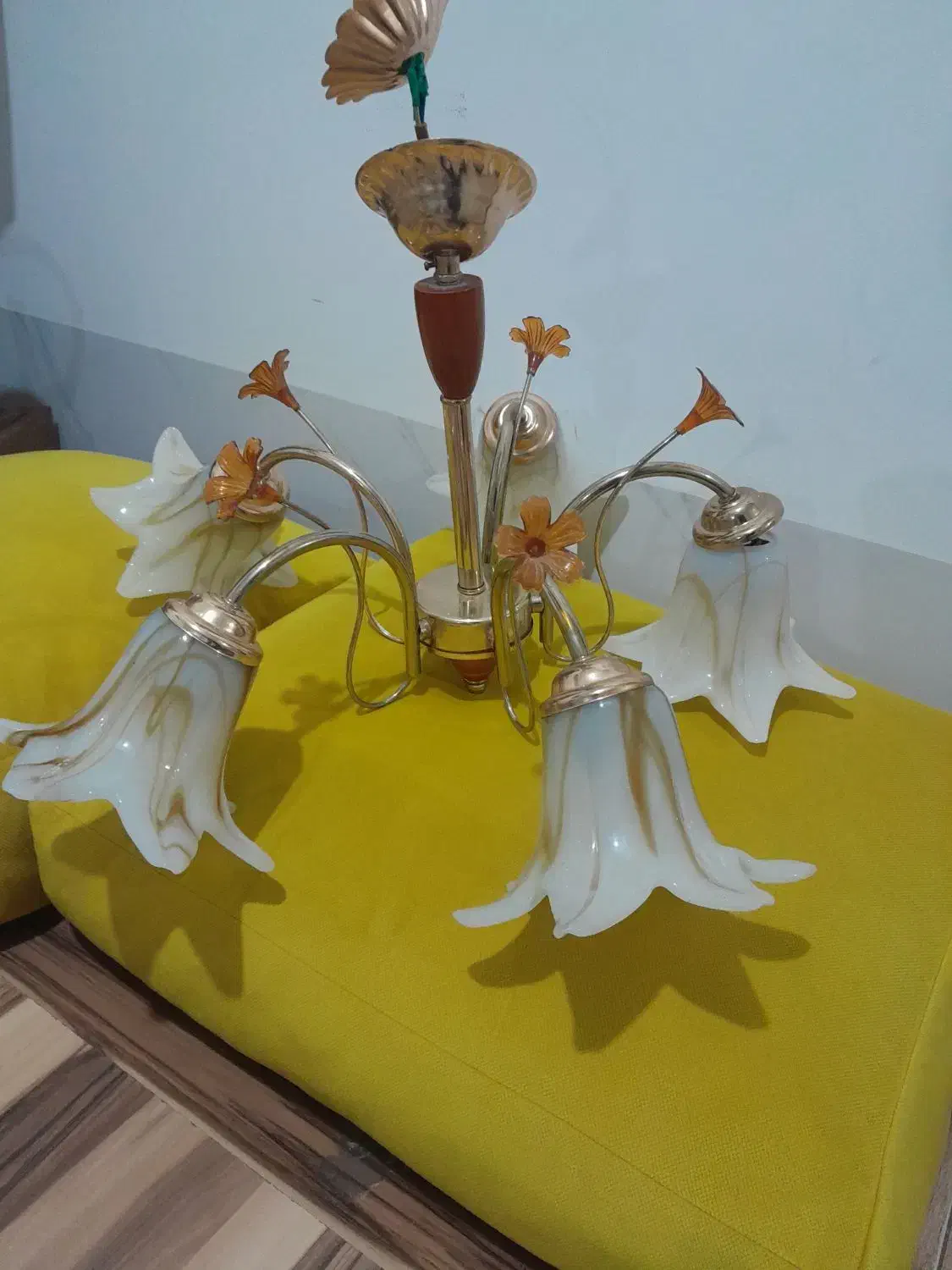 یک عدد لوستر|لوستر و چراغ آویز|ارومیه, |دیوار