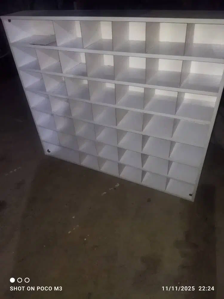 قفسه فروشی|کتابخانه، شلف، قفسه‌های دیواری|دلند, |دیوار