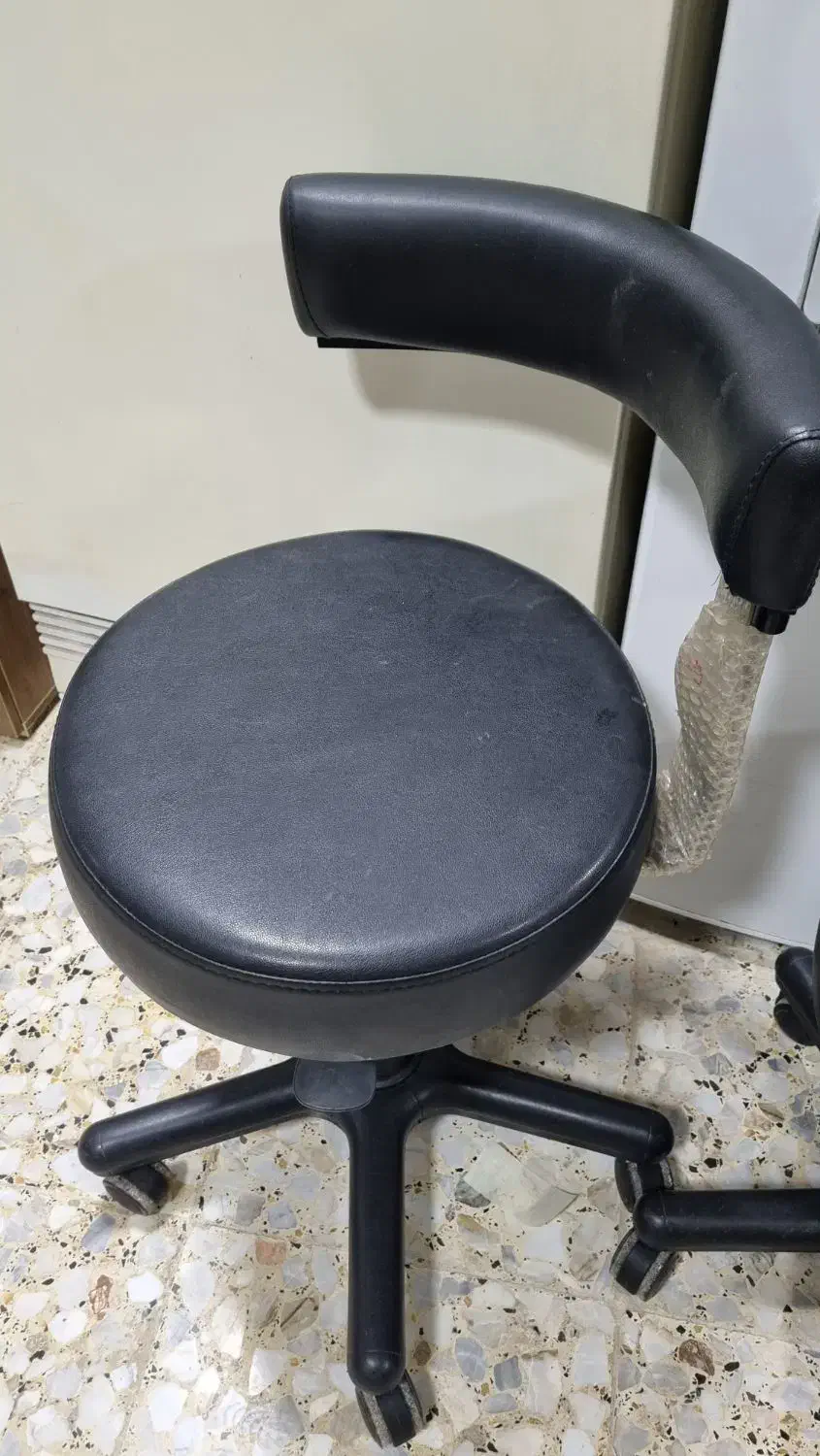 صندلی استاد کار چرخدار|صندلی و نیمکت|برازجان, |دیوار