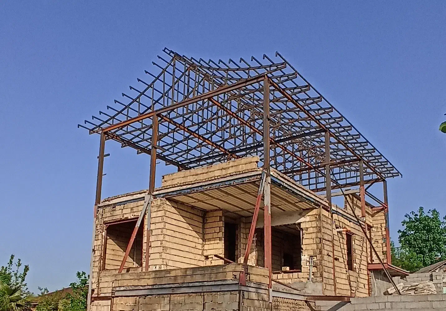 جوشکاری وساخت انواع سازه فلزی|خدمات پیشه و مهارت|آستانه اشرفیه, |دیوار