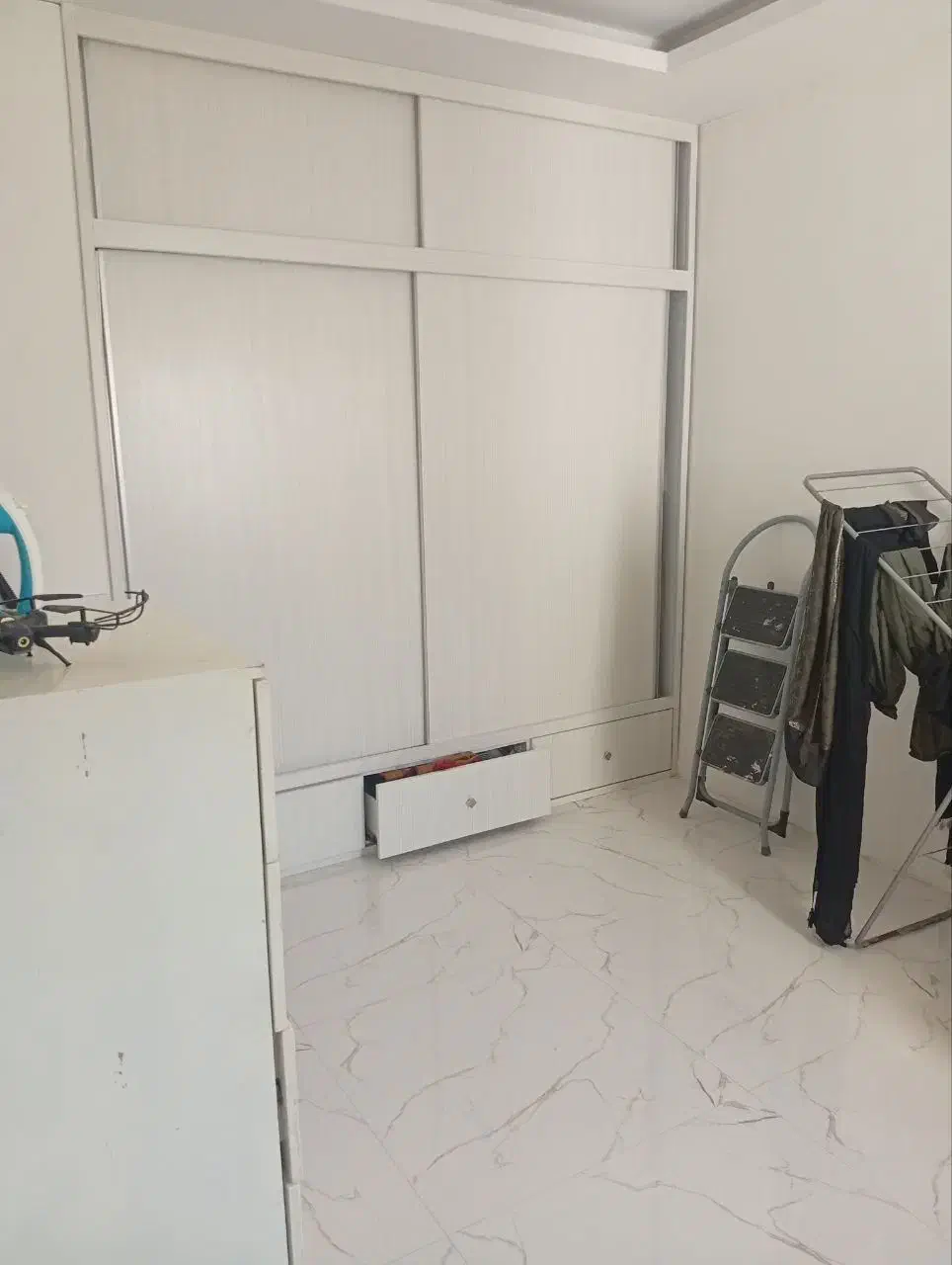 آپارتمان مختص خانواده یا مجرد موجه|اجارهٔ آپارتمان|ایزدشهر, |دیوار