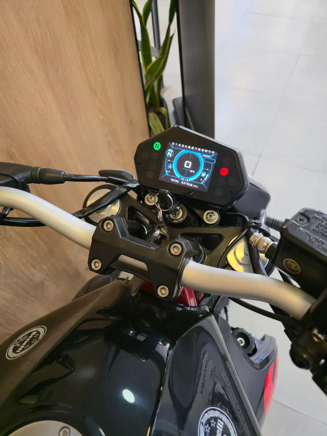 بنلی ۳۰۰|موتورسیکلت|شیراز, خلیلی|دیوار