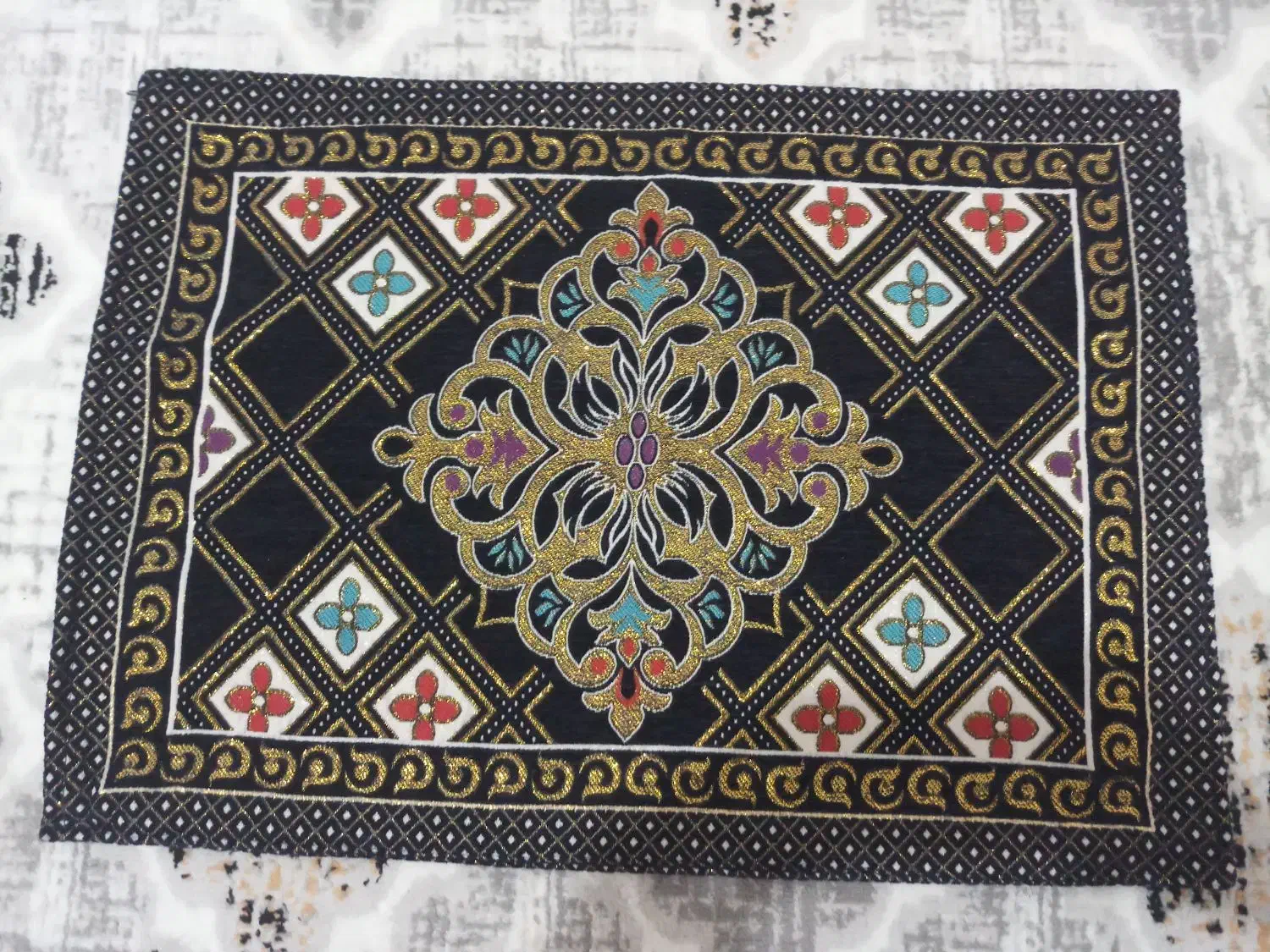 رو بالشی|روفرشی|خرم‌آباد, |دیوار