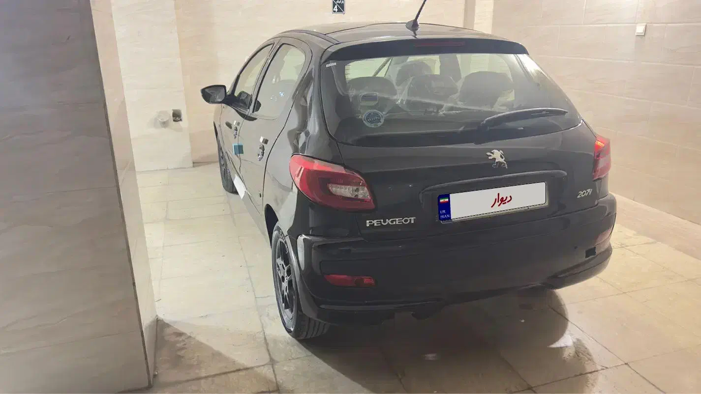 ۲۰۷ پاناروما ۱۴۰۴ مشکی|خودرو سواری و وانت|بندرعباس, |دیوار