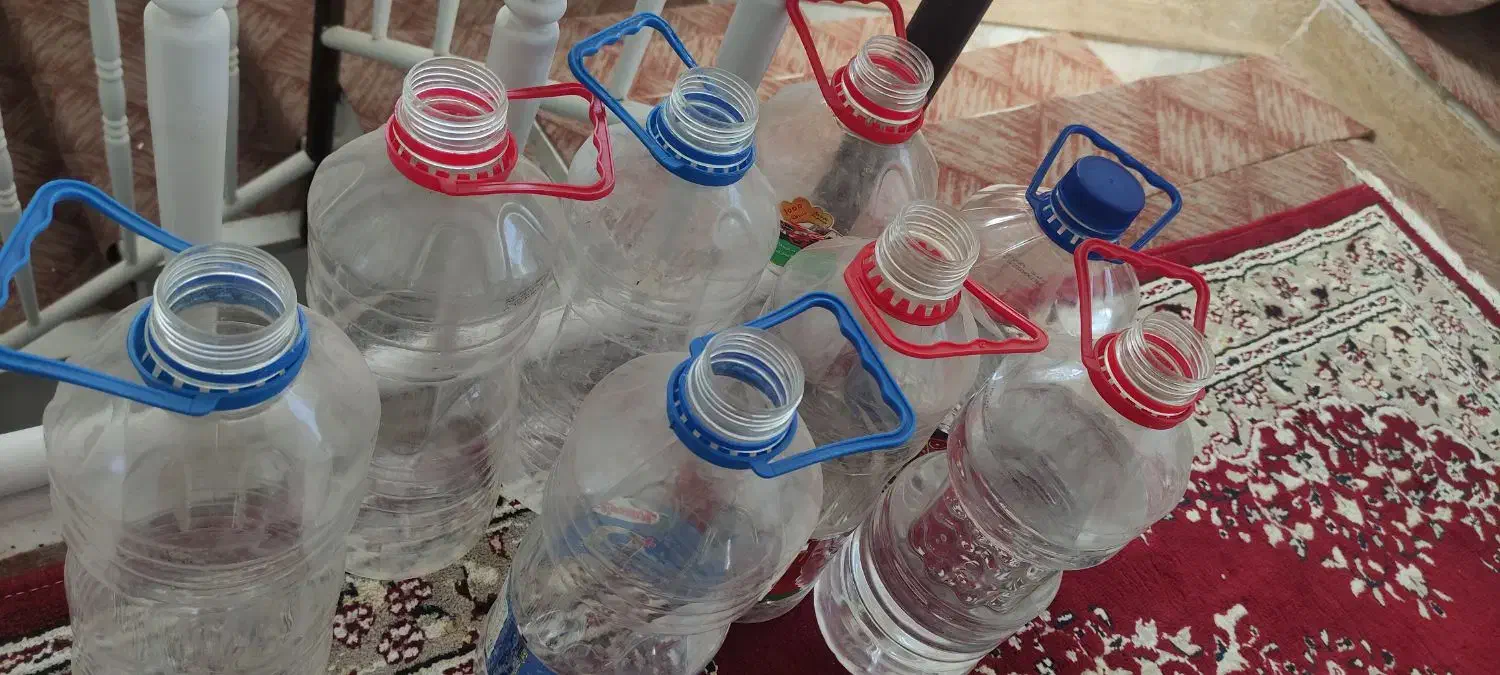 دبه ها  مناسب خیار شور|ظروف نگهدارنده، پلاستیکی، یک‌بارمصرف|نیشابور, شهرک جانبازان|دیوار