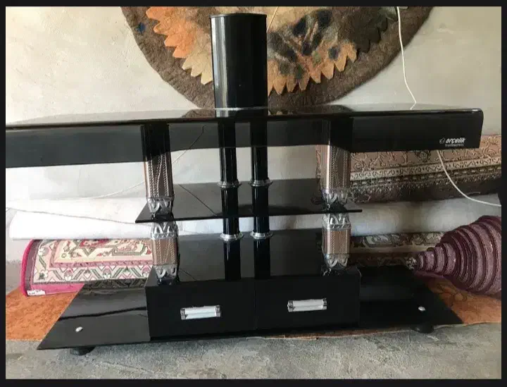 میز سالم است|میز تلویزیون|لردگان, |دیوار