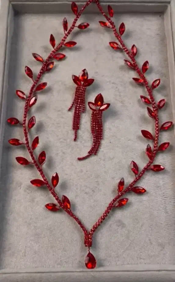 کارهای خاص و زیبا|زیورآلات و اکسسوری|لاهیجان, انقلاب|دیوار