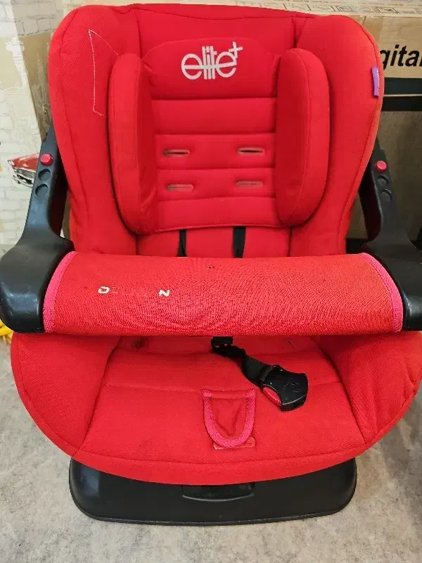 صندلی کودک خودرو|تخت و صندلی بچه|اردبیل, |دیوار