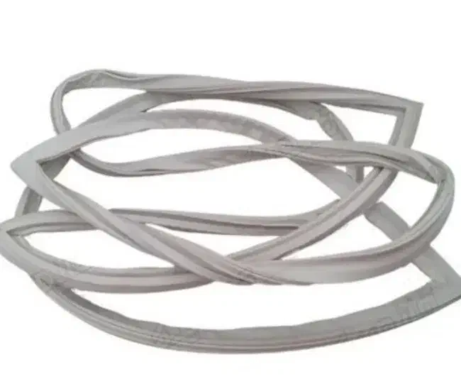 تعمیرات یخچال نوار شارژوگاز با قیمت استثنایی|خدمات پیشه و مهارت|مشهد, ایثار|دیوار