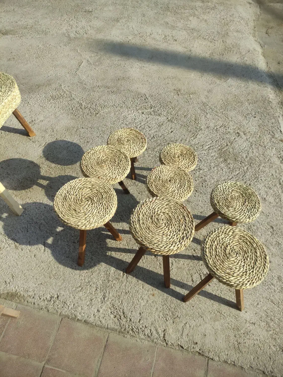 پایه گلدان حصیر|صنایع دستی و سایر لوازم تزئینی|لنگرود, |دیوار