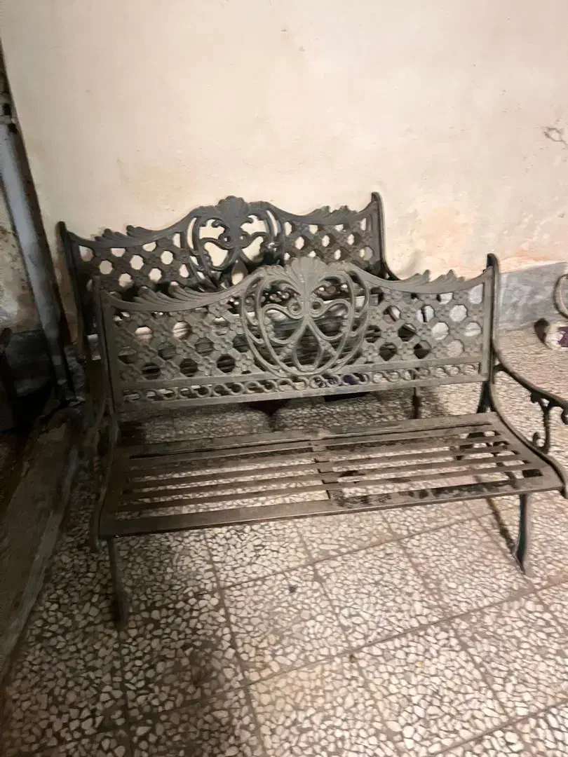 نیمکت و صندلی فلزی باغی|مبلمان خانگی و میز عسلی|لاهیجان, طالقانی|دیوار