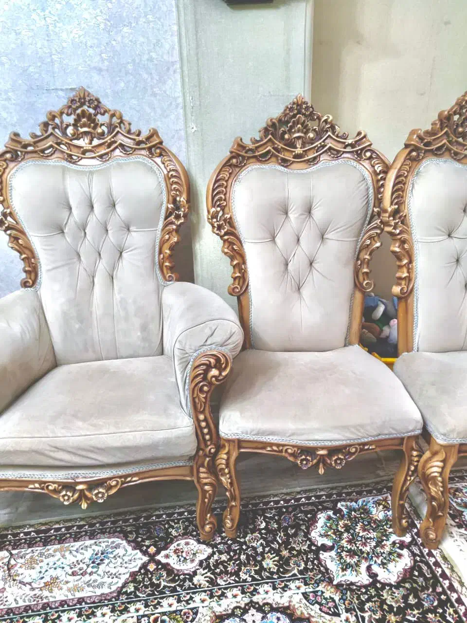 مبل 9نفره|مبلمان خانگی و میز عسلی|رشت, جهاد|دیوار